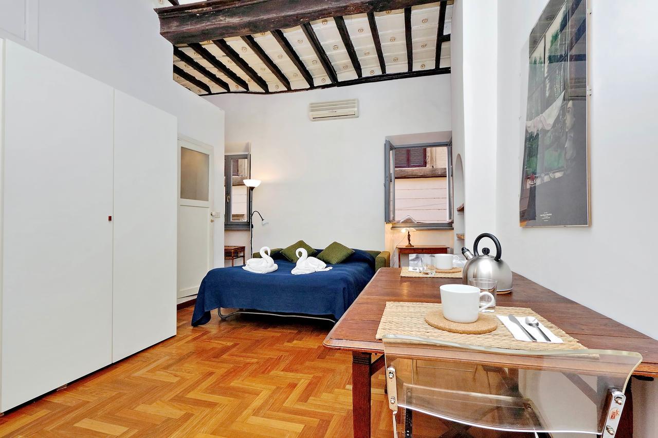 Coronari Appartamento Roma