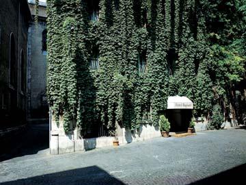 Hotel Bio Raphael - Relais & Chateaux Rome