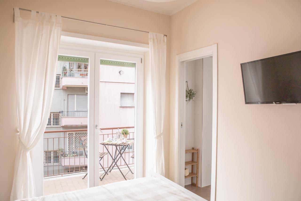 Roma's Tuscolana Apartamento Roma
