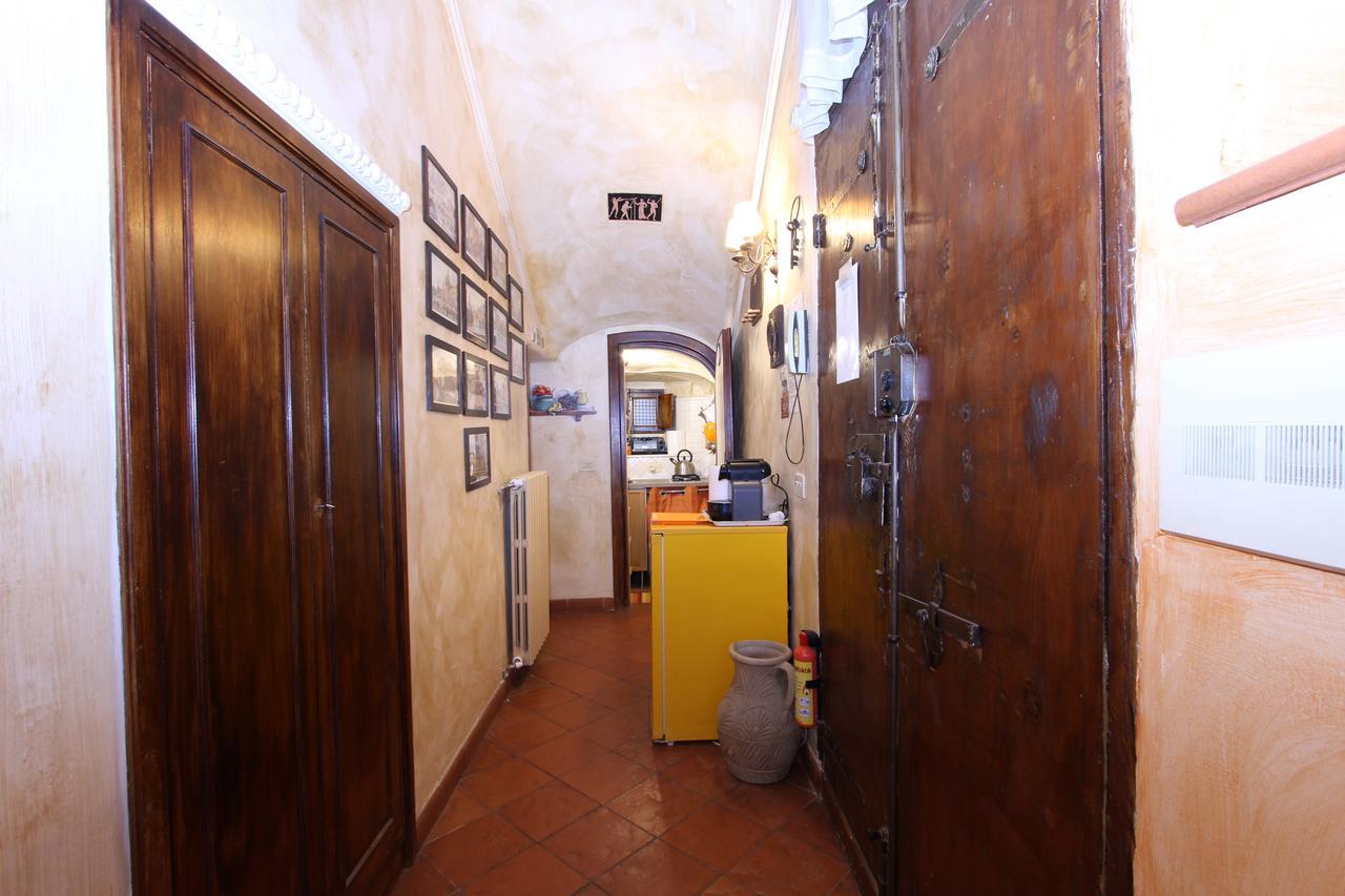 Lupa Flat * Rome