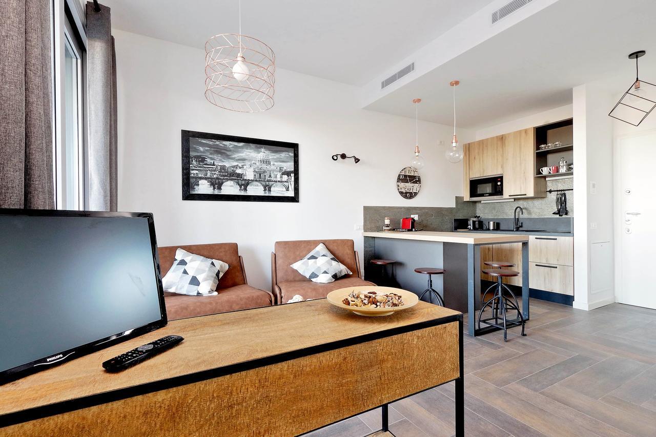 Apartamento Ych-delizioso Monolocale Con Terrazzo