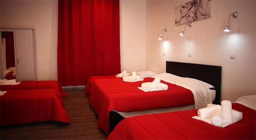 Gjestgiverier The House 3*
