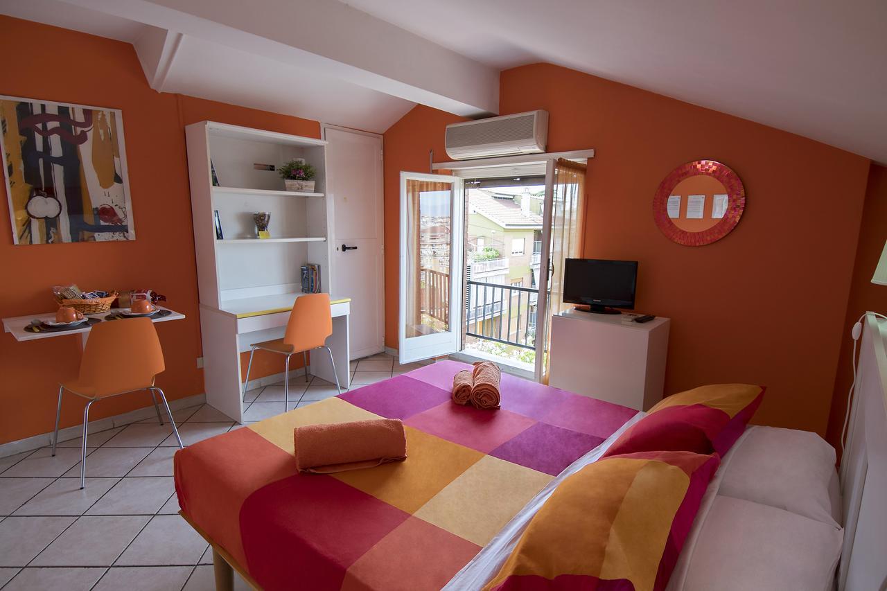 Bed & Breakfast La Voliera Roma