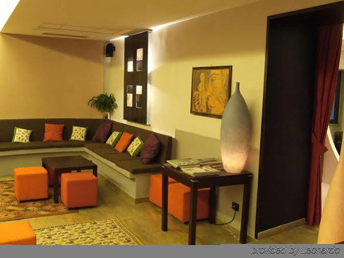Re Di Hotel