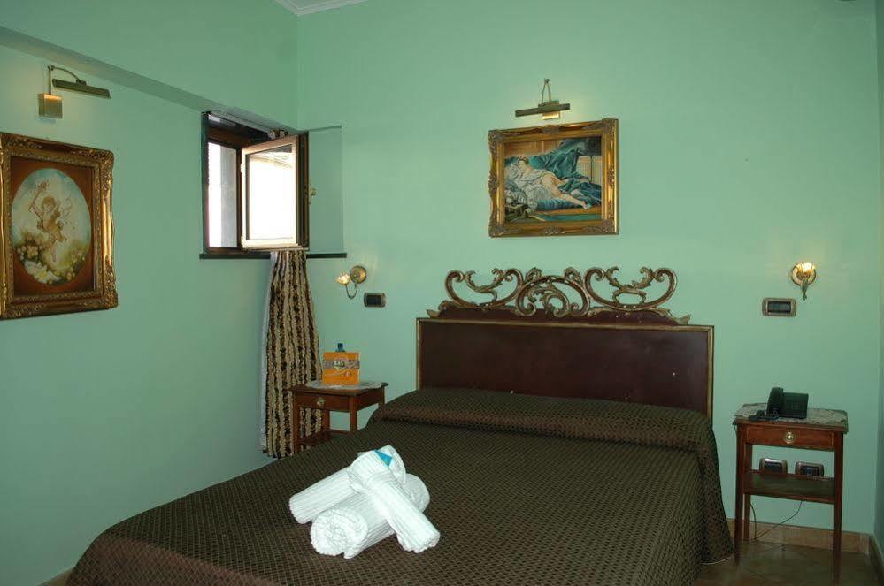 Vibel Hotell 2*