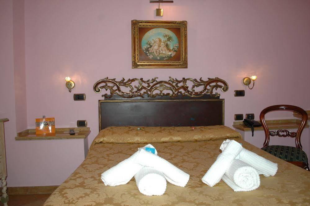 Vibel Hotell 2*