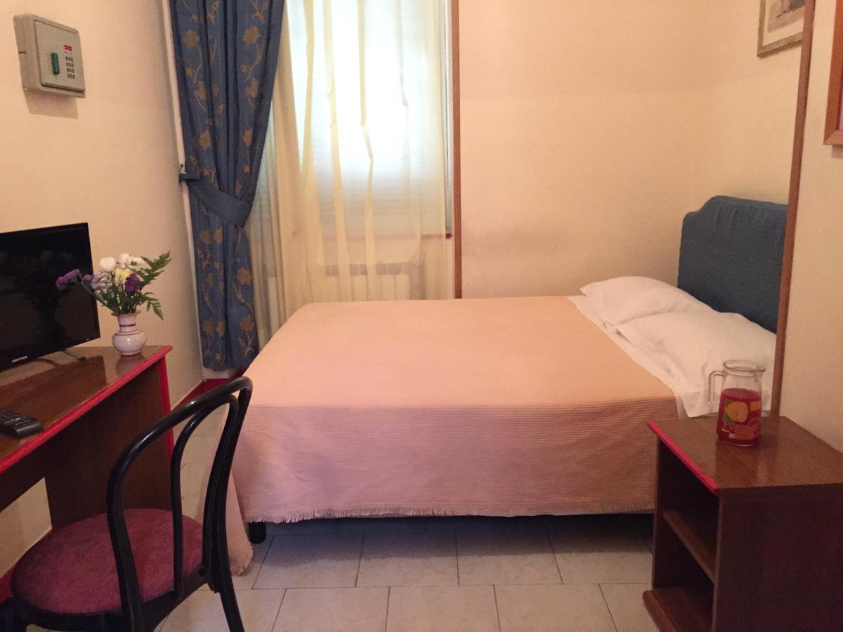 Altavilla Dieci Hotel *