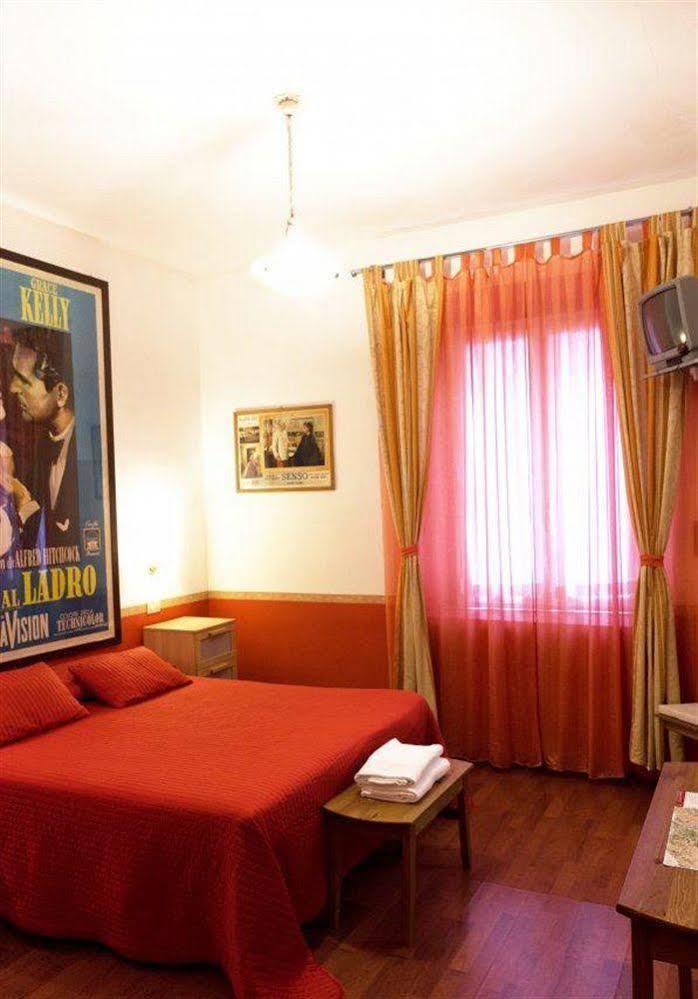 Angolo Di Rome