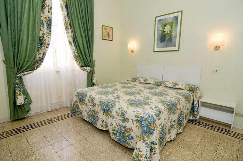 Oasi Affittacamere 3*