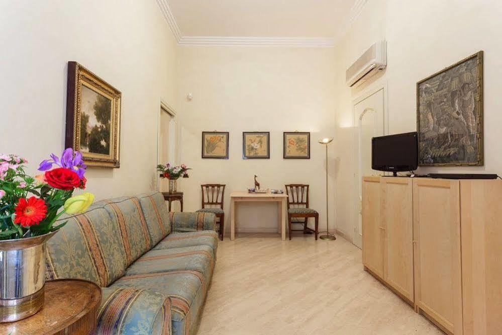 Dimora Storica Palazzo Marescalchi Belli Appartamento Roma