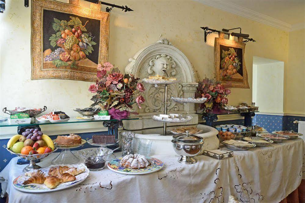 Residenza Antica Affittacamere 4*