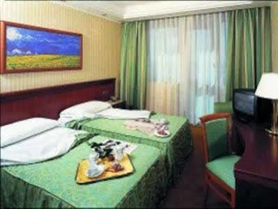 Clelia Palace Hotel 3*