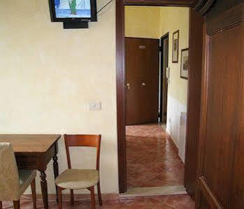 Residenza Camilla Affittacamere 3*