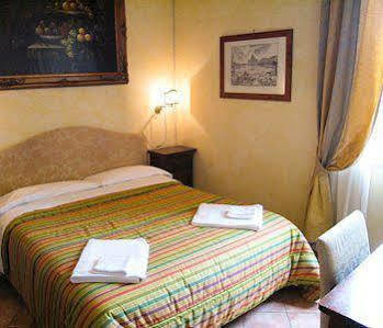 Residenza Camilla 3* Roma