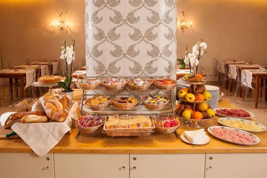 Piccolo Borgo Hotel 3*