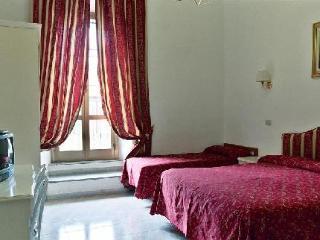 Euro Quiris Hotell