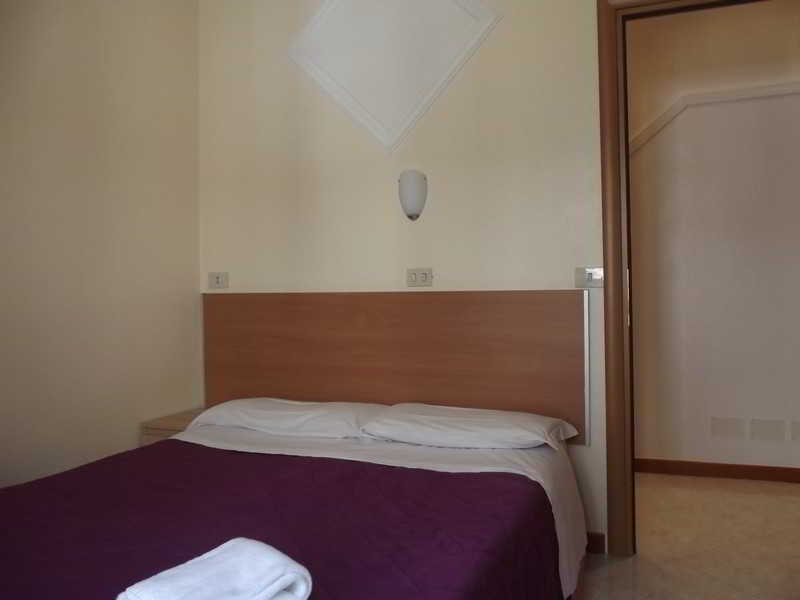 Merulana Star Guest house