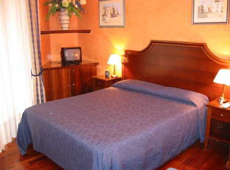 Le Petit Hotell Roma