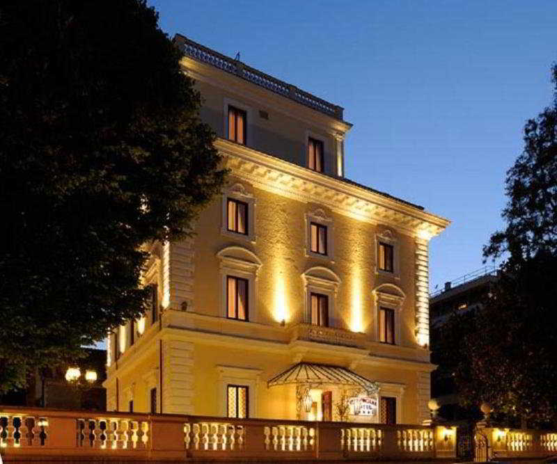 Hotell Pinciana 4*