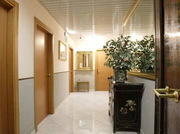 Lazzari Hotell