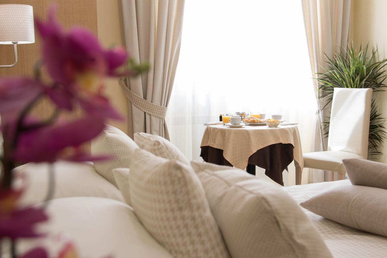 Esposizione Palace Hotel Roma