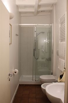 Relais Casa Della Fornarina Affittacamere Roma