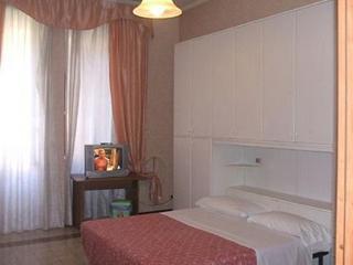 Casa de hóspedes Caroline 2*