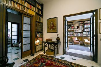 Aventino Orange Garden Bed & Breakfast