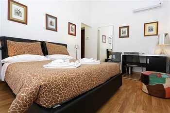 Houspitality Caesar 3* Rom