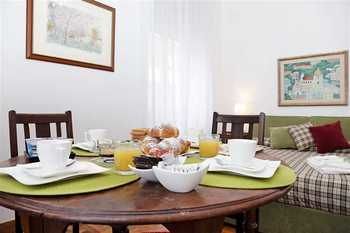 Houspitality Caesar 3* Rom