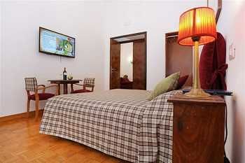 Houspitality Caesar Frühstückspension 3*