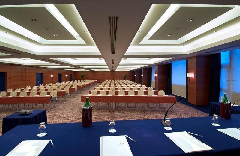 Ergife Palace Hotel 4*