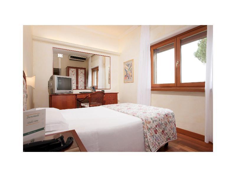 Eurogarden Hotel