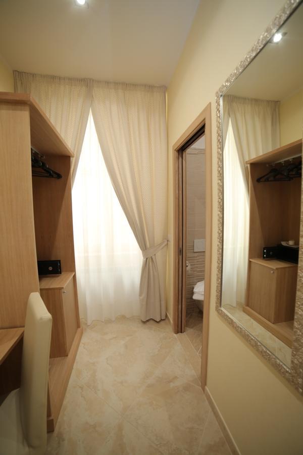 Esposizione Palace Hotel Roma