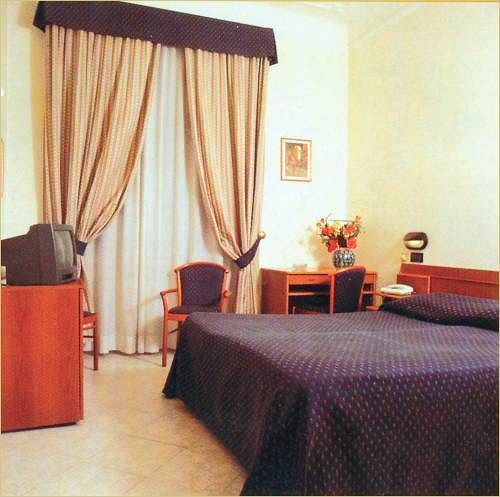 Hotell Orbis 2*