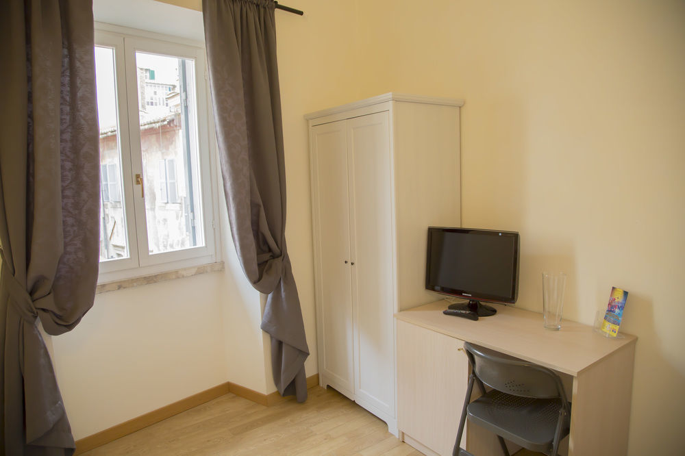 Apartment Navona *