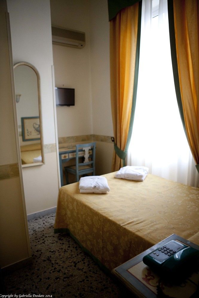 Hotell Infinito - Gruppo Blam 3*