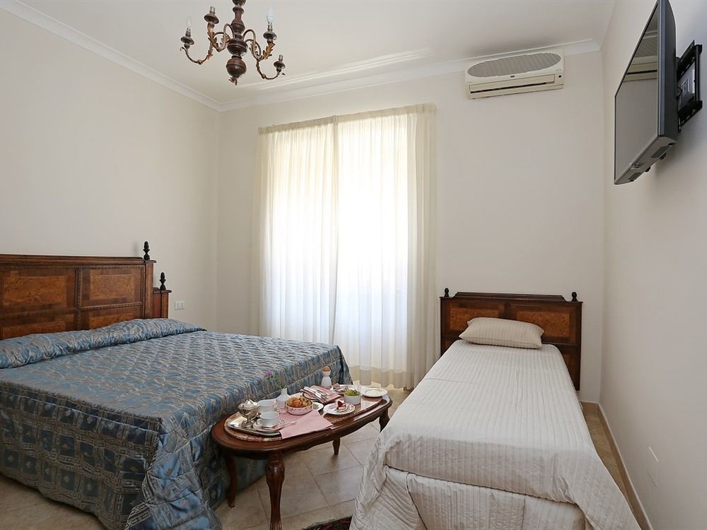 Del Camerlengo 3* Roma