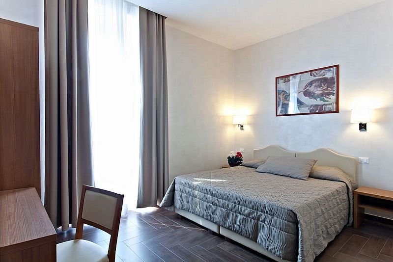 Collina 2* Rom