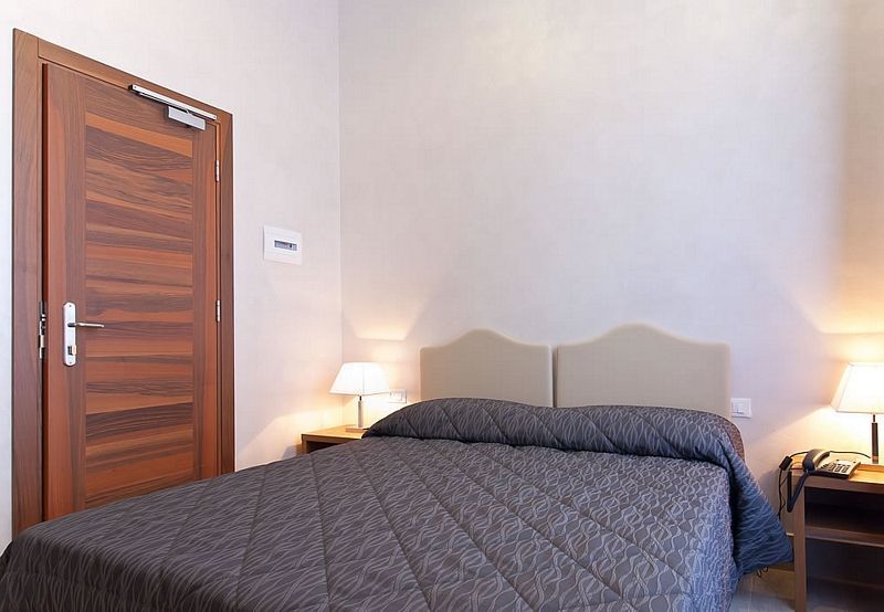 Collina 2* Rom