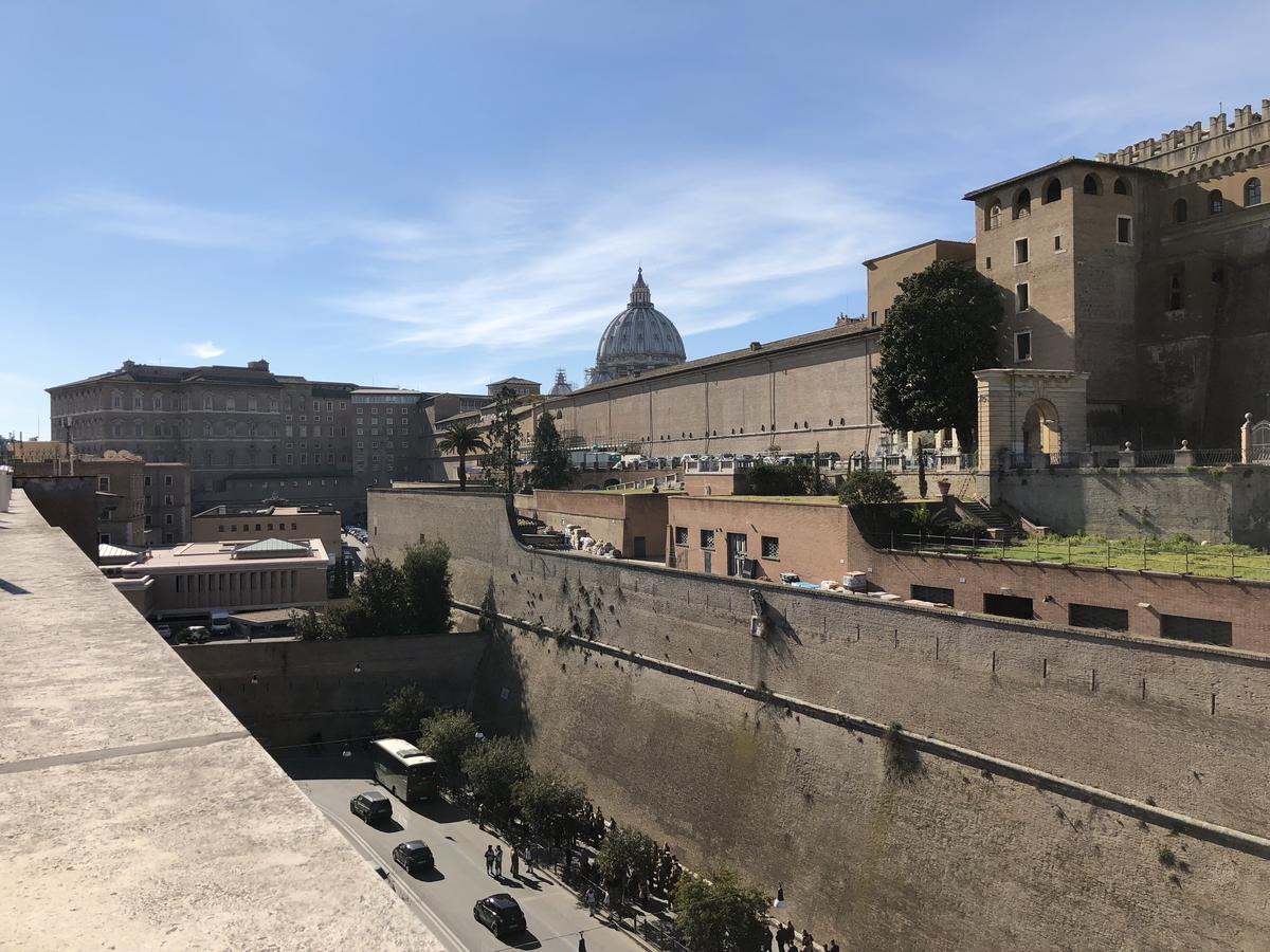 Apartment Vatican Garden Rome