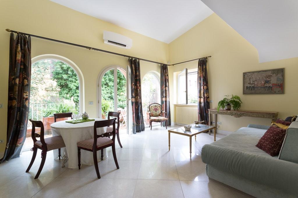 Apartment Via Delle Tre Madonne *