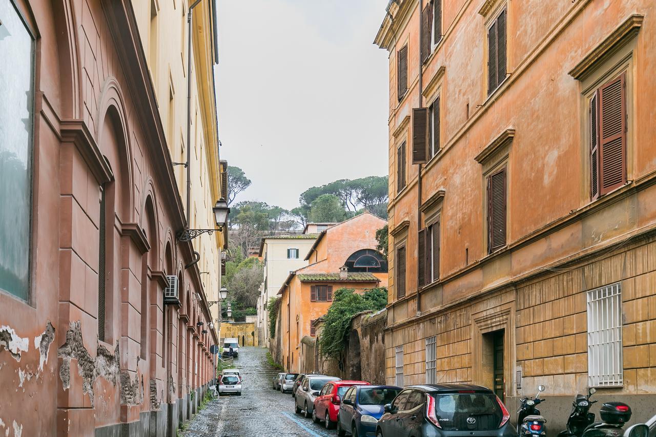 Trastevere - Mantellate Home-ospedale Bambin Gesù *