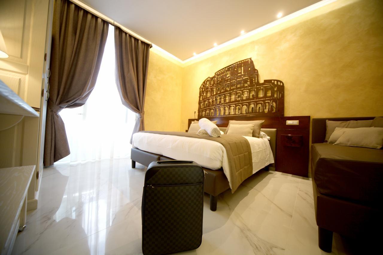 Maison Tritone Pensión 4*
