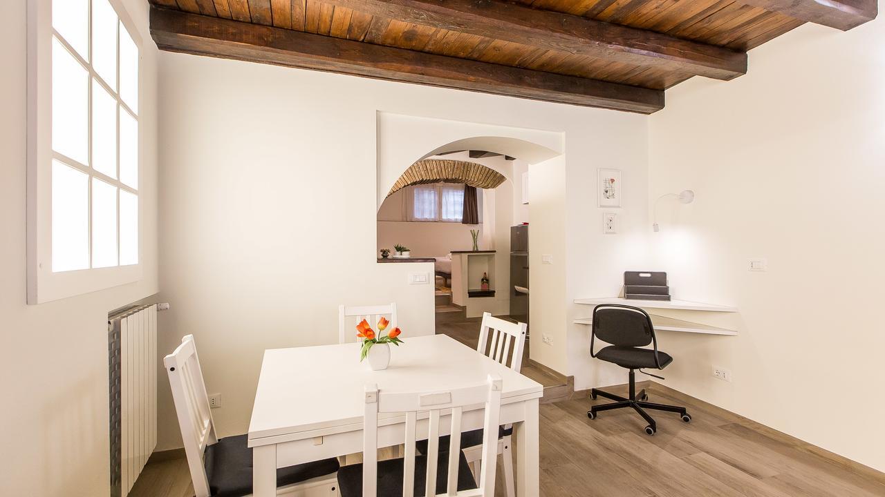 Appartamento In Trastevere White
