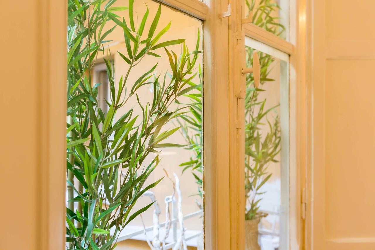 Pantheon Luxury Gold Apartamento