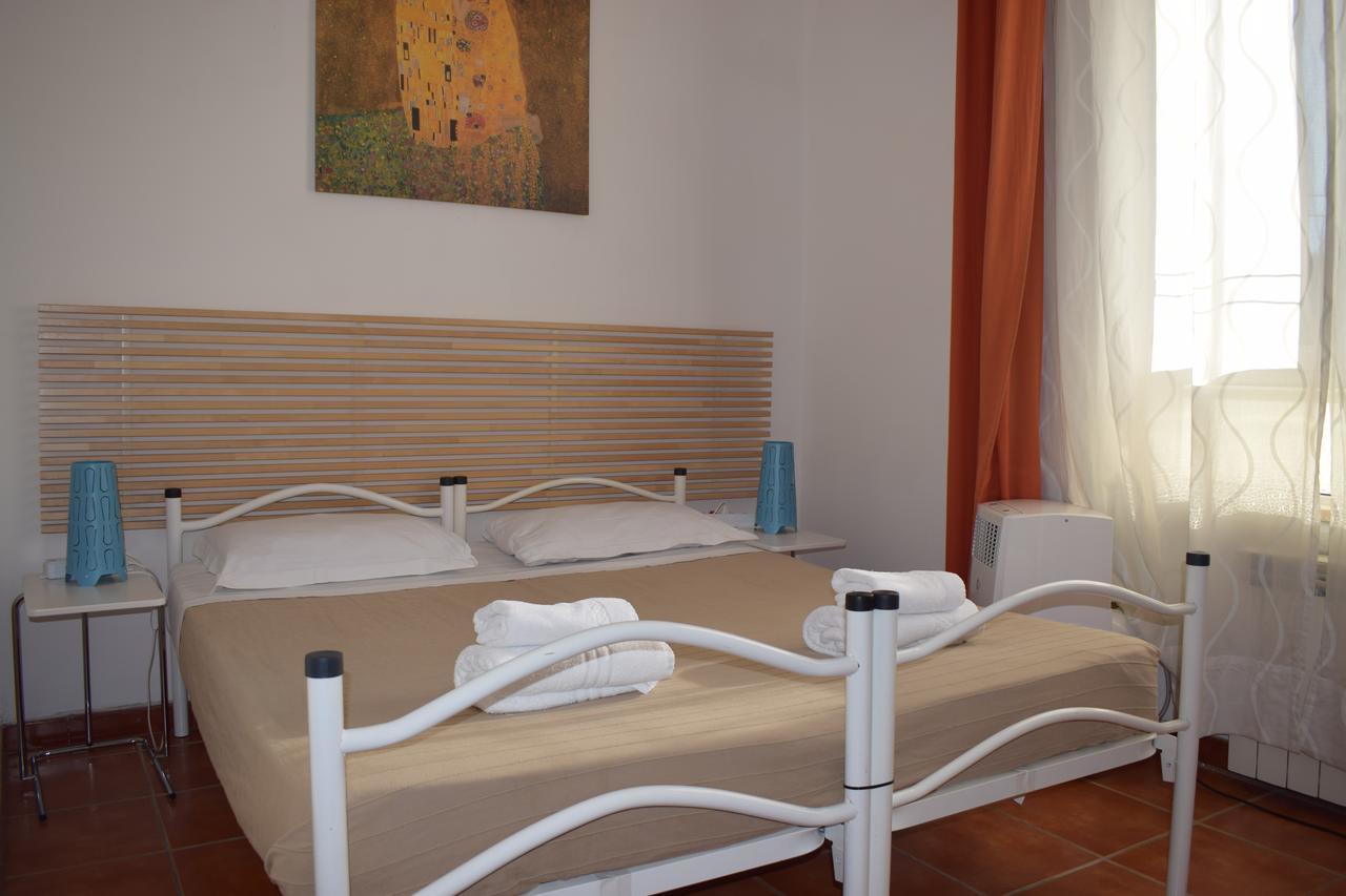 Affittacamere Rose Santamaria 3*