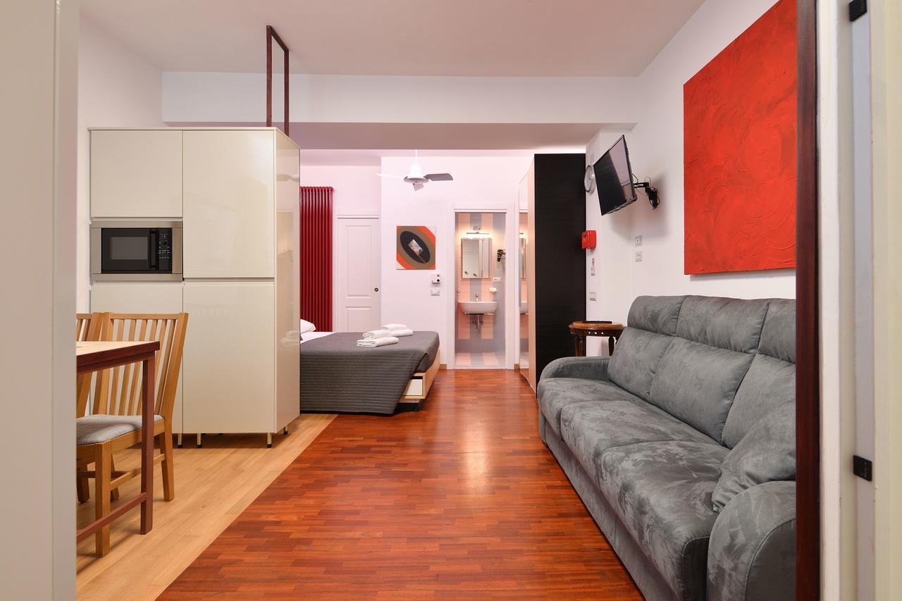 Juliet In 1 Apartment *