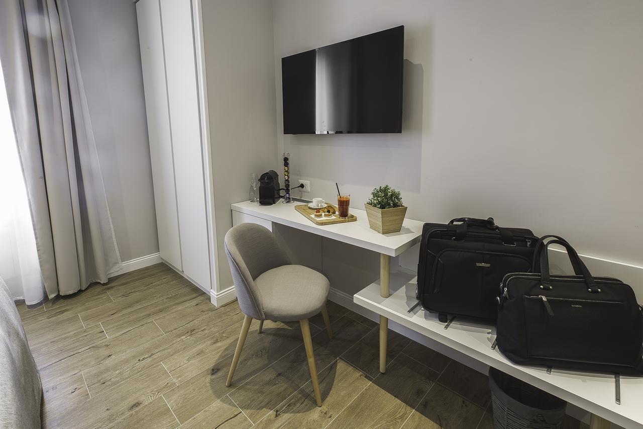 Colonna Luxury 2* Roma