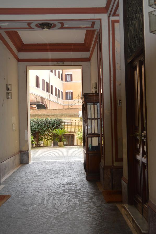 Romantica Rome
